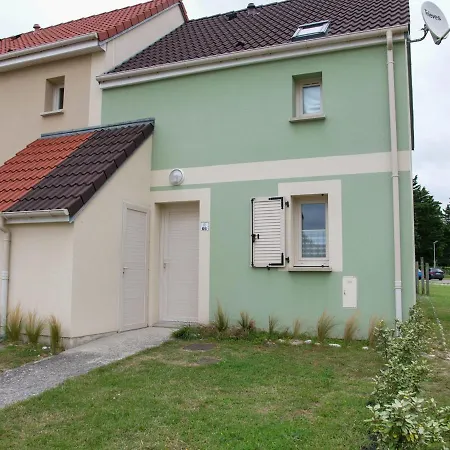 Du Phare, 3 & Jardin, Classe 3 Etoiles カイユー・シュル・メール